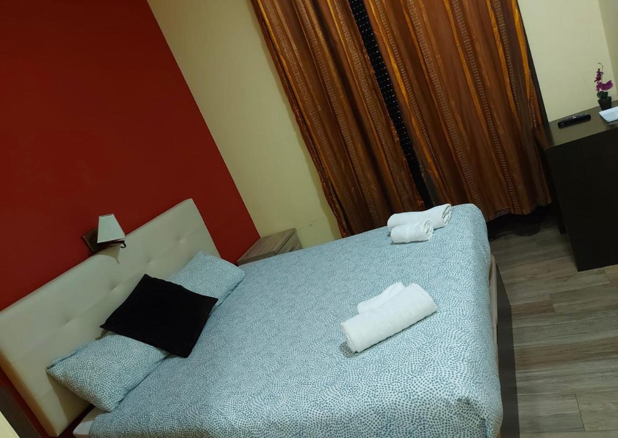 Hotel Corazon San Bartolome à Madrid Extérieur photo