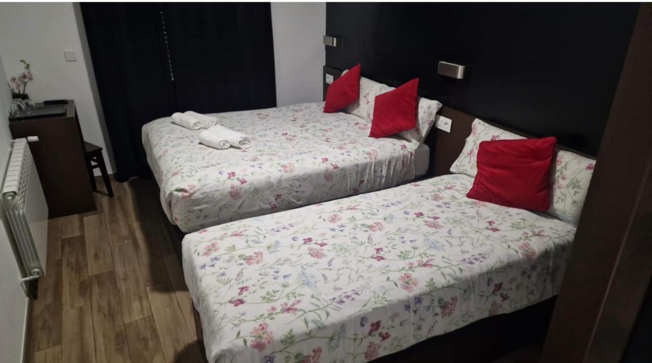 Hotel Corazon San Bartolome à Madrid Extérieur photo